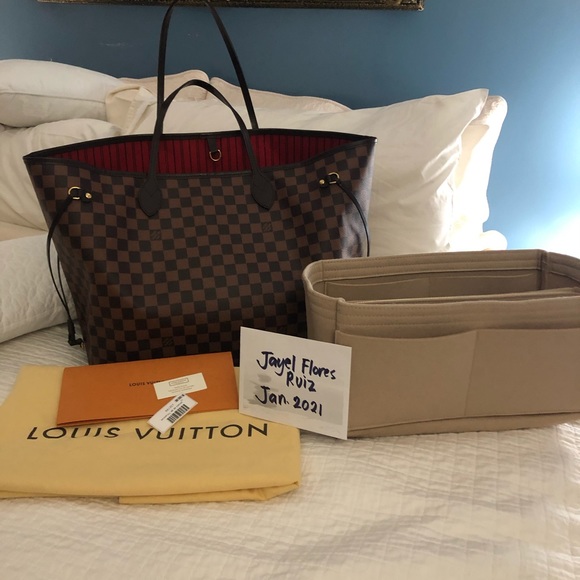 Louis Vuitton Handbags - 8.9/10 Conditions Authentic Neverfull GM